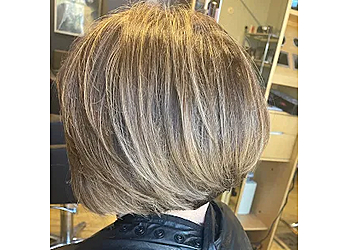 Amplify Salon + Spa Montgomery Hair Salons image 1