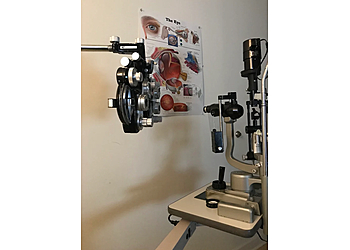 Amy Beam, OD - New Orleans, LA Eye Doctors - Treatment Room Image