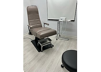 Miami Podiatrists Amy M. DeGirolamo, DPM, FACFAS, CWSP - FLORIDA FOOT AND ANKLE ASSOCIATES, LLC