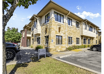 Austin Dermatologists Amy McClung, MD, FAAD - U.S. DERMATOLOGY PARTNERS BRODIE LANE