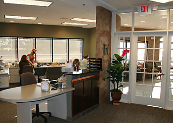 Olathe Kids Dentists Amy Rhoades Hahn, DDS - RHOADES FAMILY DENTISTRY