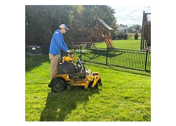 Anderson Lawn Care - Overland Park, KS Lawn Care Services - Field Work Image