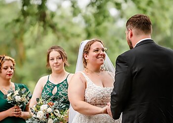 Omaha Wedding Photographers Andrea Bibeault A Wedding Photojournalist