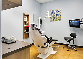 Santa Ana Cosmetic Dentists Andrew Finley, DDS - BRISTOL DENTAL & ORTHODONTICS