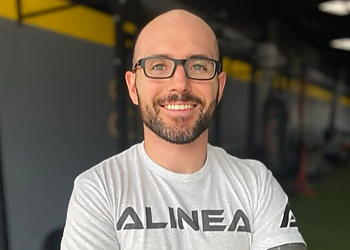 Andrew Gillihan, PT, DPT, Cert DN, AIB-VRC, CSCS - ALINEA PERFORMANCE Andrew Gillihan, PT, DPT, Cert DN, AIB-VRC, CSCS - ALINEA PERFORMANCE - Cincinnati, OH Physical Therapists - Doctor Portrait Image