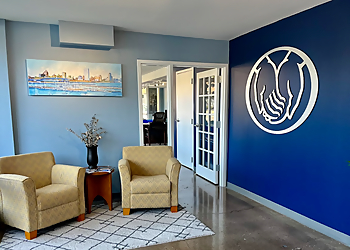 Milwaukee Insurance Agents Andrew J. McCabe - ALLSTATE INSURANCE