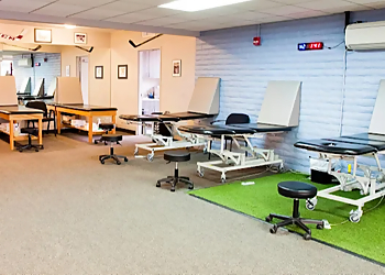 Centennial Physical Therapists Andrew Trevino, PT, DPT, MS - PRO ACTIVE PHYSICAL THERAPY AND SPORTS MEDICINE - SOUTHGLENN