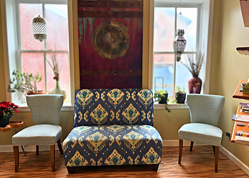 Pittsburgh Marriage Counselors Angel Pratt, LMFT, CCPT - COUNSELING AND WELLNESS CENTER OF PITTSBURGH