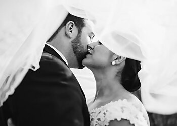 Minneapolis Wedding Photographers Angela Divine Photography