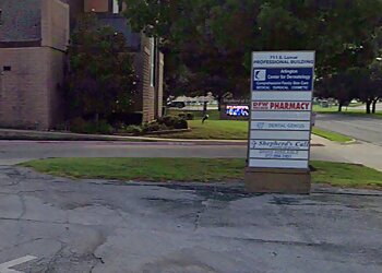 Arlington Dermatologists Angela Yen Moore, MD - ARLINGTON CENTER DERMATOLOGY