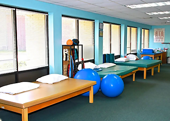 Hampton Physical Therapists Angelo L. Suggs, PT - PENINSULA PHYSICAL THERAPY & ASSOCIATES, INC