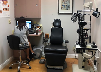 Downey Eye Doctors Anh Trinh, OD - DOWNEY FAMILY EYE CARE