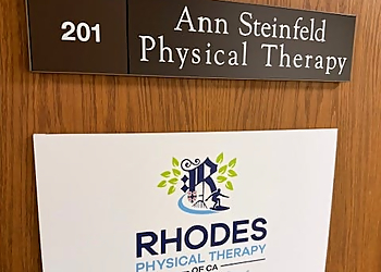 Ann M. Steinfeld, BS, PT, OCS - RHODES PHYSICAL THERAPY - Costa Mesa, CA Physical Therapists - Doctor Office Image