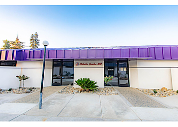 Bakersfield Gynecologists Anucha Chibuike, MD