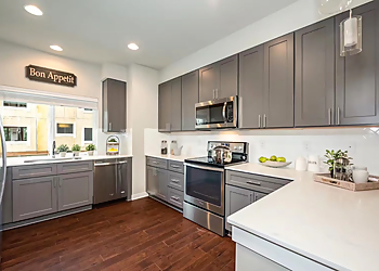 Clovis Custom Cabinets Apex Granite Outlet