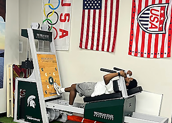 ApexNetwork Physical Therapy - Springfield, MO Physical Therapists - Patient Care Image