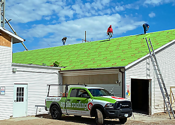 Apple Roofing - Kansas City, MO Roofing Contractors - Truck Image