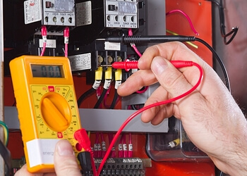 3 Best Electricians In Thousand Oaks Ca Threebestrated Leton Electric