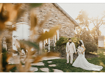 April Pinto Photography Denton Wedding Photographers