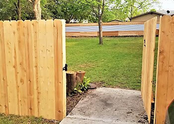 San Antonio Fencing Contractors Aqua Blu Services