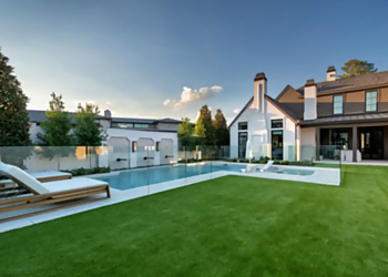 Carrollton Landscaping Companies AquaTerra Outdoors