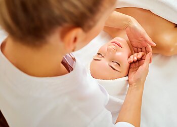 Salinas Spas Aquablue Skin & Body Spa