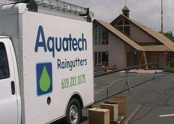 Aquatech Rain Gutters - San Diego, CA Gutter Cleaners - Truck Image