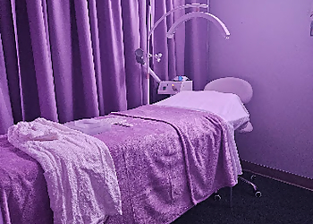 Aram Karem Spa Hialeah - Hialeah, FL Spas - Salon Interior Image