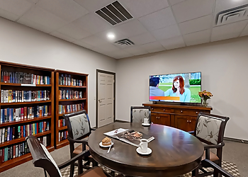 Arbor House of Norman - Norman, OK Assisted Living Facilities - Living Room Image