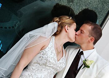 Milwaukee Wedding Photographers Ari Rosenthal Photography