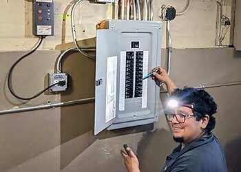 Chicago Electricians Arnold Electric Services, Inc.