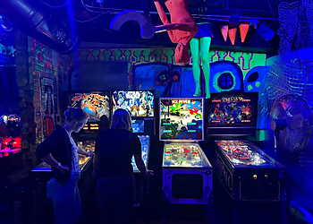 Columbia Night Clubs Art Bar