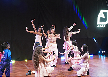 Detroit Dance Schools ArtLab J Detroit