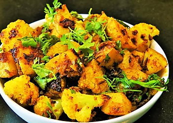 Arusuvai Kitchen  Mesa Indian Restaurants image 1