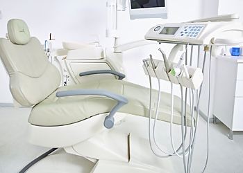 Ashley Hill Lindsey, DDS - ATHENS DENTAL ASSOCIATES - Athens, GA Dentists - Treatment Room Image