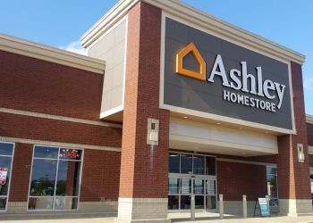Akron furniture store Ashley HomeStore