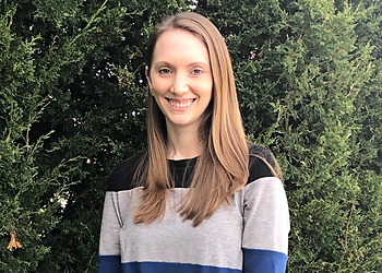 Ashley Kelsey, PT, DPT, OCS - PT SOLUTIONS OF OLATHE STATION Olathe Physical Therapists image 1