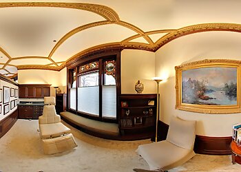 Rochester Plastic Surgeon Ashley N. Amalfi, MD - QUATELA CENTER FOR PLASTIC SURGERY