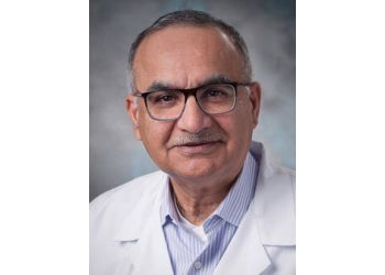 Elgin cardiologist Asim Nisar, MD