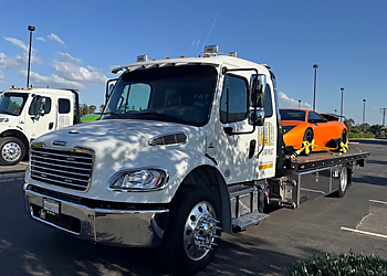 A's towing Fresno Towing Companies image 1