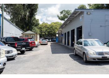 Tampa car repair shop AutoWorks of Tampa