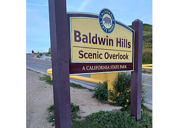 Inglewood hiking trail BALDWIN HILLS SCENIC OVERLOOK
