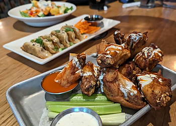 BJ’s Restaurant & Brewhouse Moreno Valley Moreno Valley American Restaurants image 1