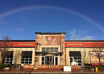 Palmdale American Restaurants BJ's Restaurant & Brewhouse Palmdale