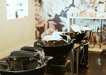BRADLEY DOUGLAS SALON SPA - Minneapolis, MN Beauty Salons - Salon Interior Image