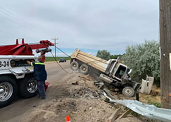 Boise City Towing Companies B&W Wrecker Service