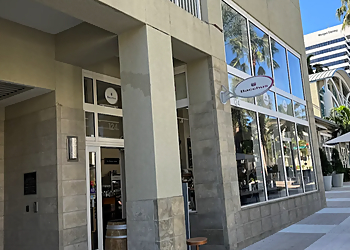 St Petersburg French Restaurants Bacchus Wine Bistro