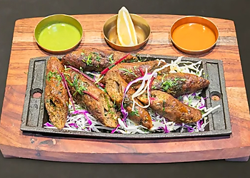 Bahaara Indian Kitchen - Tempe, AZ Indian Restaurants - Restaurant Decor Image