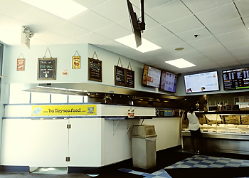 Bailey Seafood - Buffalo, NY Seafood Restaurants - Restaurant Interior Image