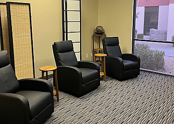 Balancing Point Acupuncture - Mesa, AZ Acupuncture - Clinic Interior Image